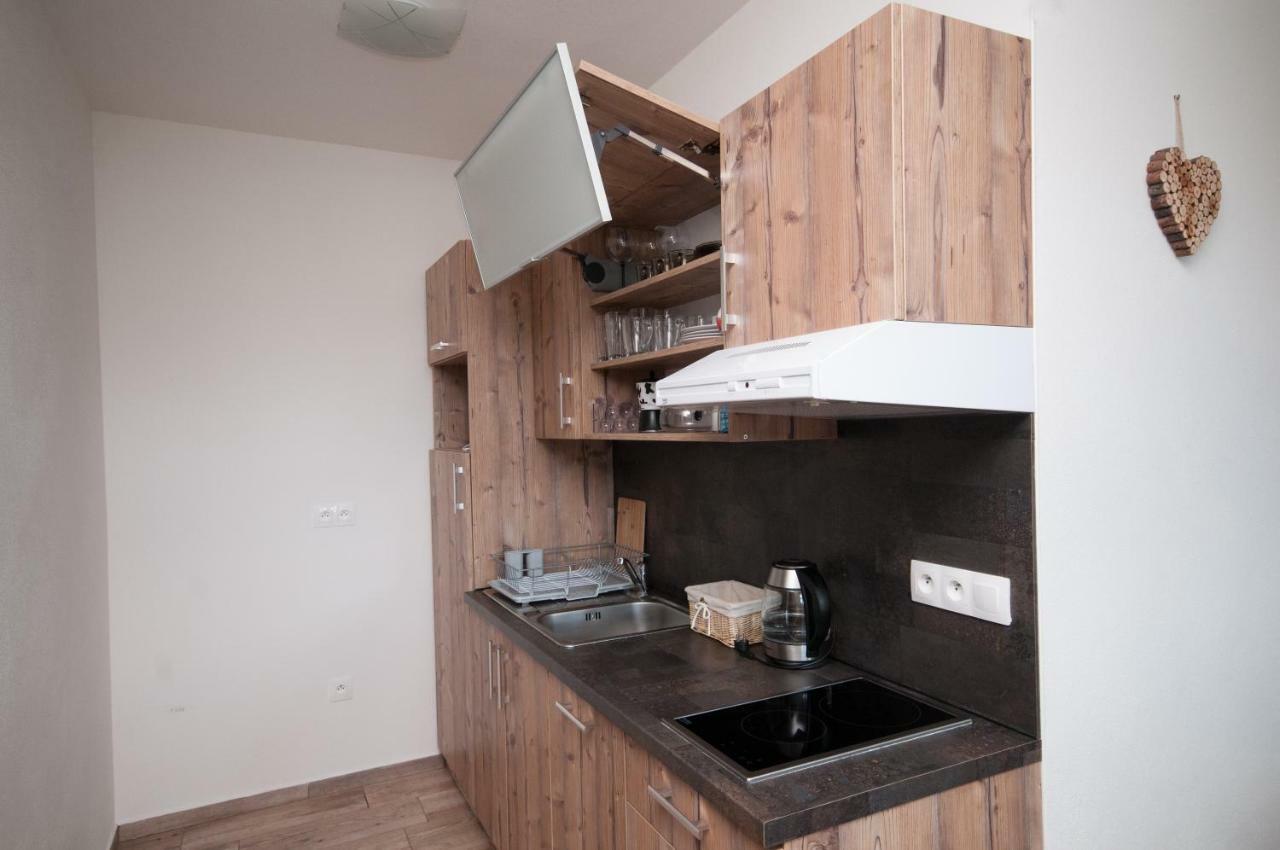 Apartmany Biela Put - Jasna Nr. 8 ديمانوفْشكا دولِنا المظهر الخارجي الصورة